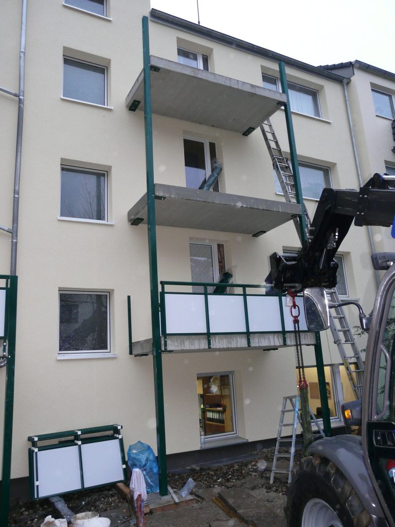 Frohn6 Altbau trawny Balkon